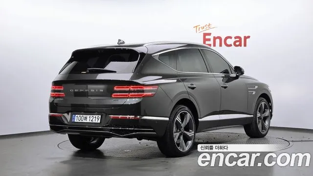Genesis GV80 — Фото автомобиля 2