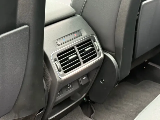 Land Rover Discovery Sport — Фото автомобиля 22