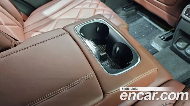 Genesis GV80 — Фото автомобиля 27