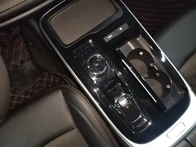 GAC Aion S — Фото автомобиля 9