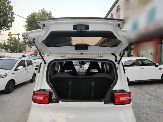 Wuling Hongguang Mini EV — Фото автомобиля 18