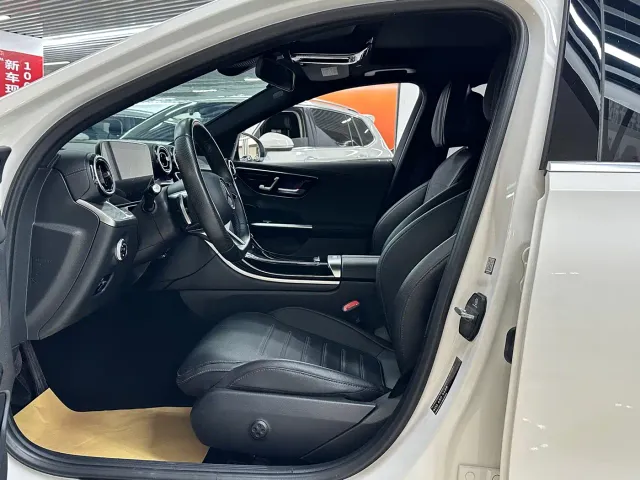 Mercedes-Benz C-Class — Фото автомобиля 7