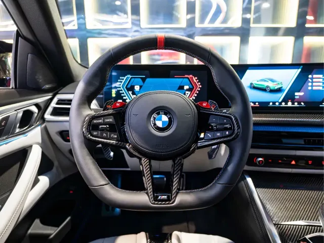 BMW M4 — Фото автомобиля 23