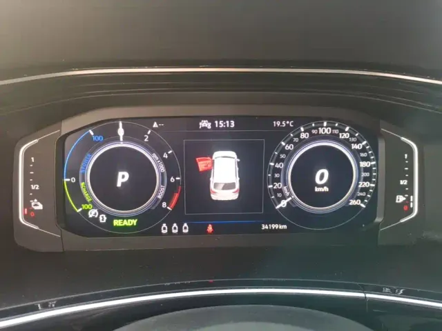 Volkswagen Tayron GTE Plug-in Hybrid — Фото автомобиля 11