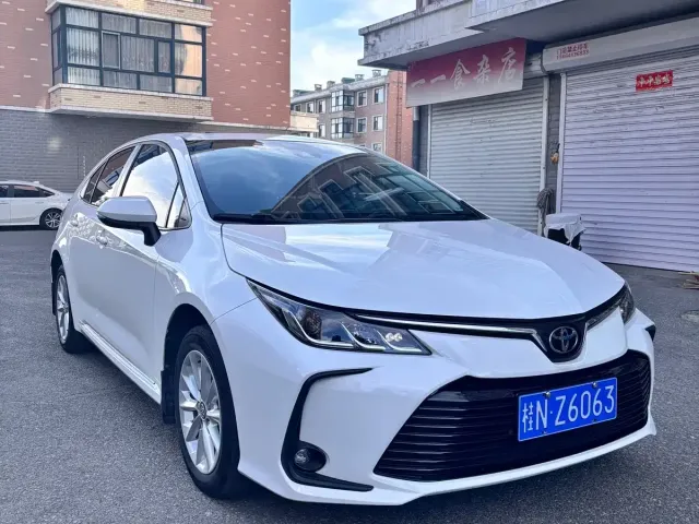 Toyota Corolla — Фото автомобиля 2