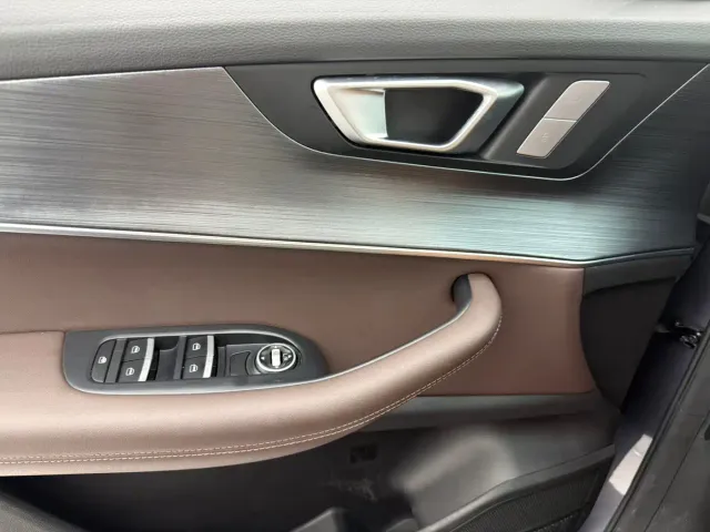 Chery Tiggo 7 — Фото автомобиля 8