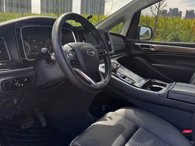 GAC Trumpchi M8 — Фото автомобиля 2