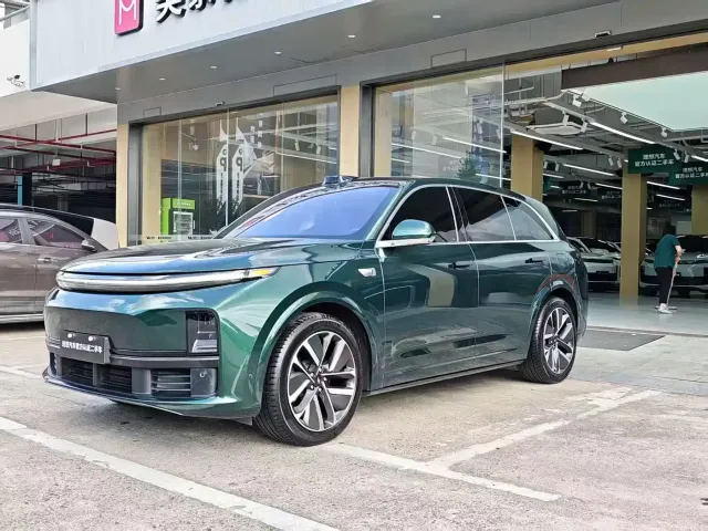 Фотография автомобиля — Li Auto L7