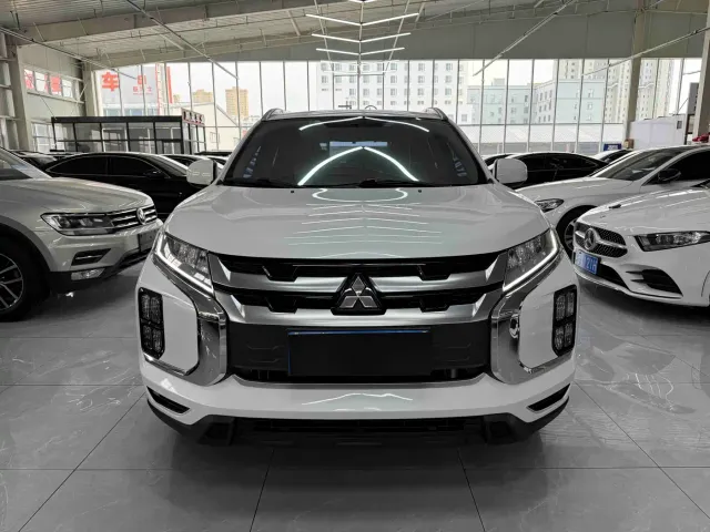 Mitsubishi ASX — Фото автомобиля 2