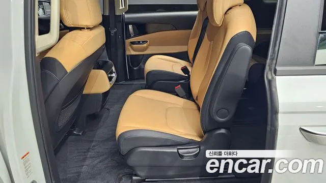 Kia Carnival 4th Gen — Фото автомобиля 18