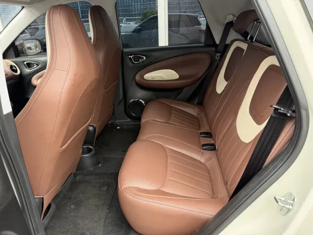 Wuling Bingo — Фото автомобиля 11