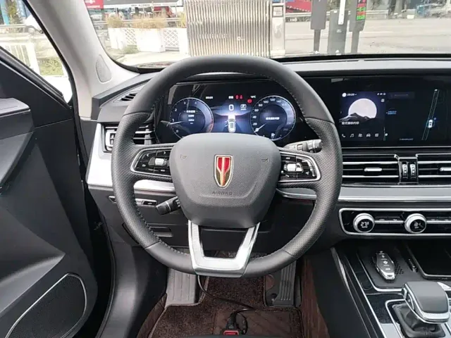 Hongqi HS5 — Фото автомобиля 10