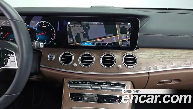 Mercedes-Benz E-Class W213 — Фото автомобиля 13
