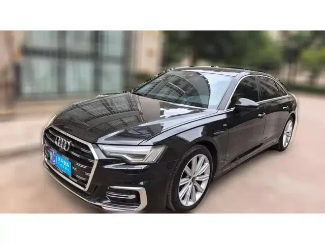 Фотография автомобиля — Audi A6L