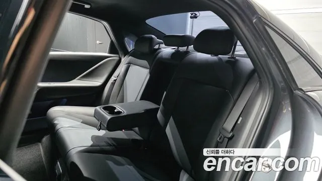 Hyundai Ioniq6 Long Range AWD — Фото автомобиля 23
