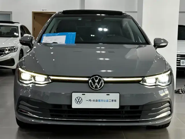 Volkswagen Golf — Фото автомобиля 17