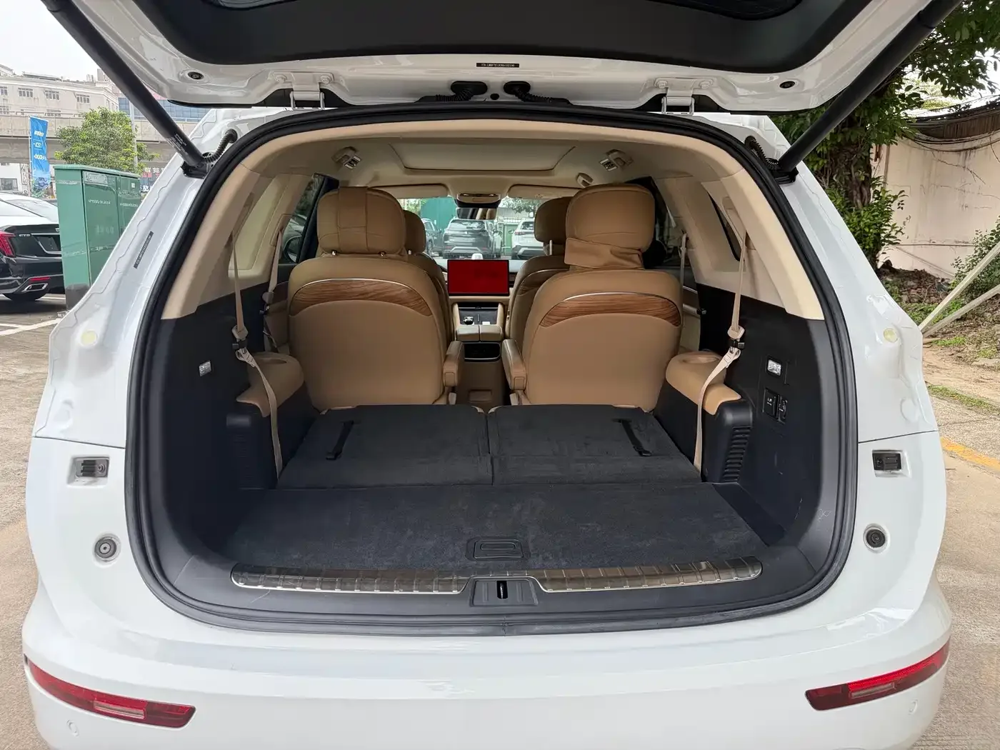AITO Wenjie AITO M7 2022 1.5T AWD Luxury Edition — Фото автомобиля 10
