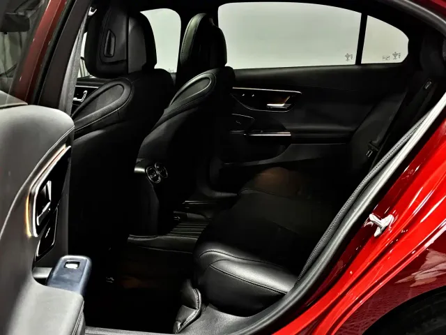 Mercedes-Benz C-Class — Фото автомобиля 6