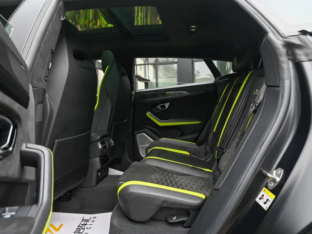 Lamborghini Urus — Фото автомобиля 17
