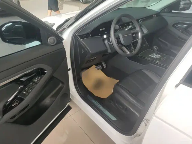 Land Rover Range Rover Evoque — Фото автомобиля 15