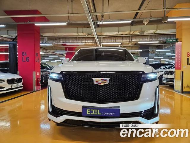 Фотография автомобиля — Cadillac Escalade