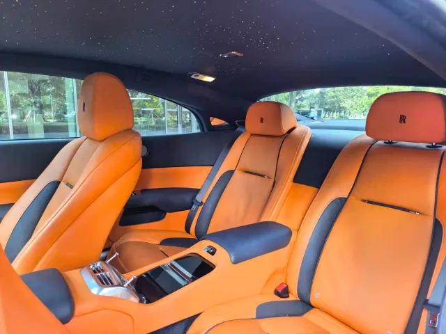 Rolls-Royce Wraith — Фото автомобиля 8