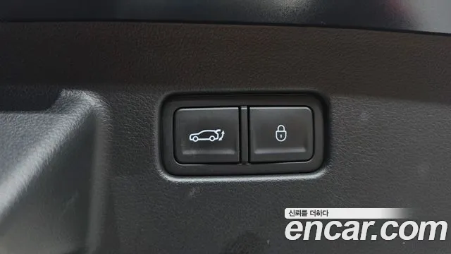 Genesis GV60 — Фото автомобиля 18