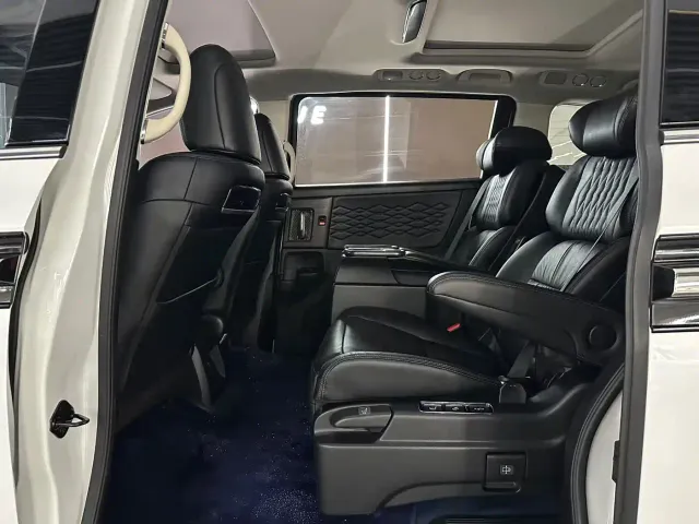 Honda Elysion — Фото автомобиля 5