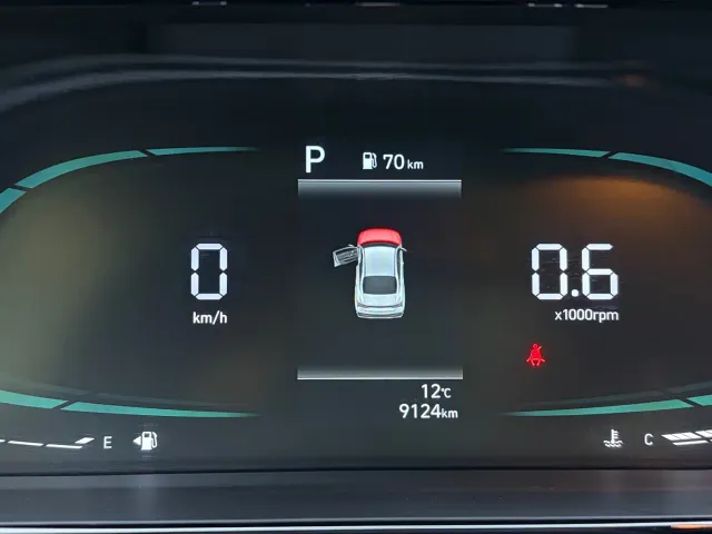 Hyundai Elantra — Фото автомобиля 26