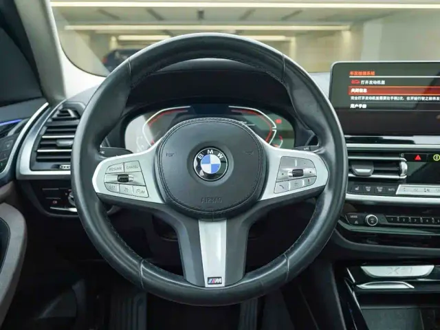 BMW X3 — Фото автомобиля 16