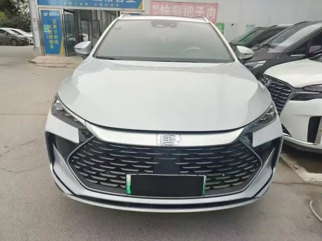 BYD Tang — Фото автомобиля 2