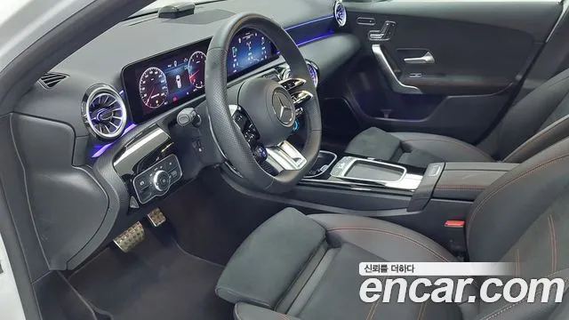 Mercedes-Benz A-Class — Фото автомобиля 9