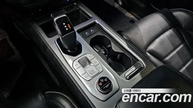 KG_Mobility_Ssangyong Rexton — Фото автомобиля 9