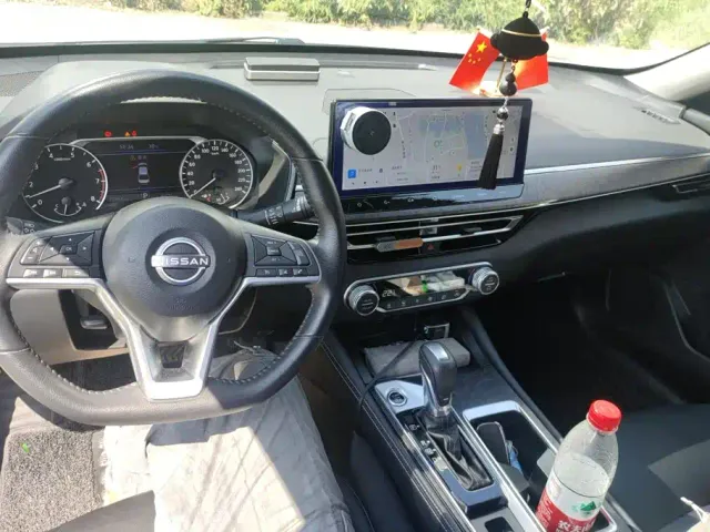 Nissan Teana — Фото автомобиля 12