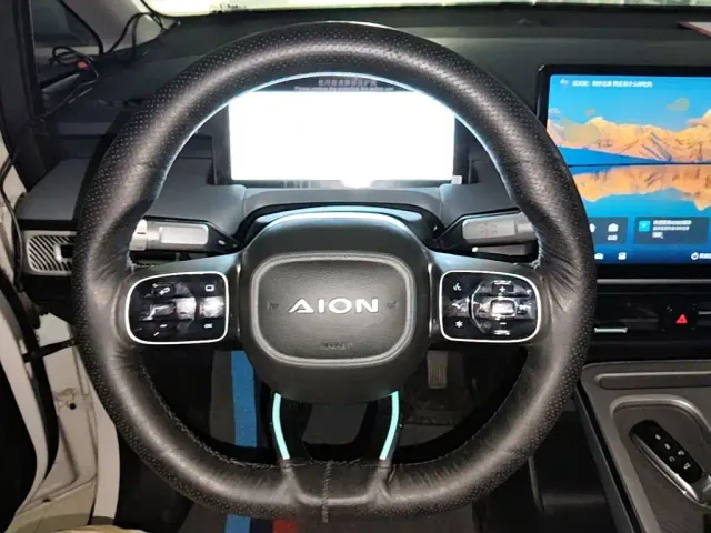 GAC Aion Y — Фото автомобиля 10