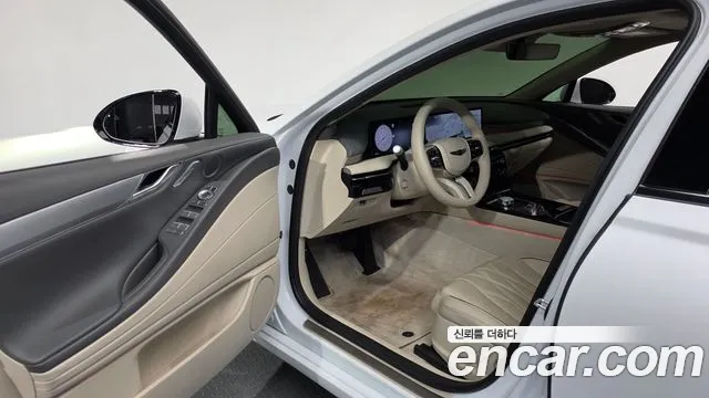 Genesis G80 Бензин 2.5 турбо AWD — Фото автомобиля 10
