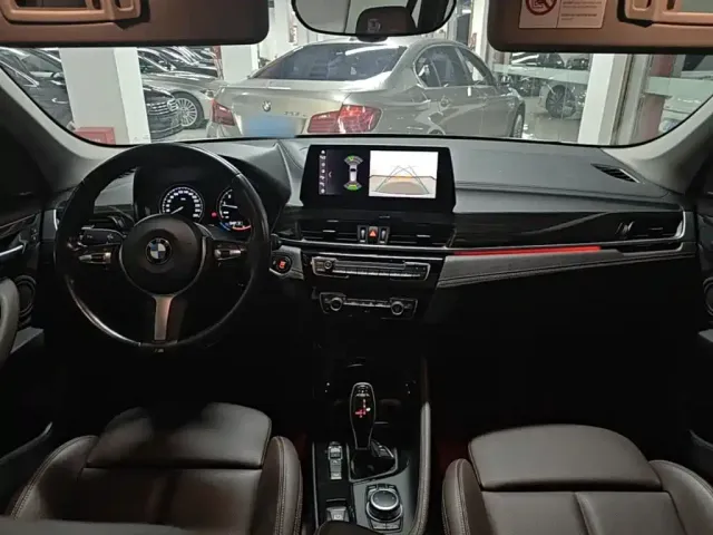 BMW X1 — Фото автомобиля 9