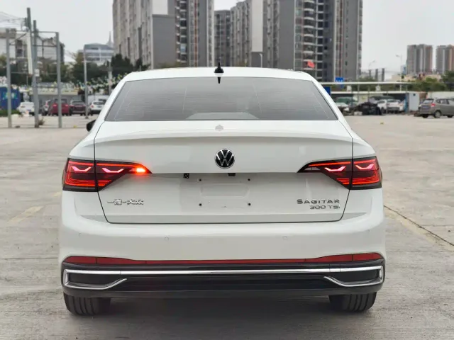 Volkswagen Sagitar — Фото автомобиля 9