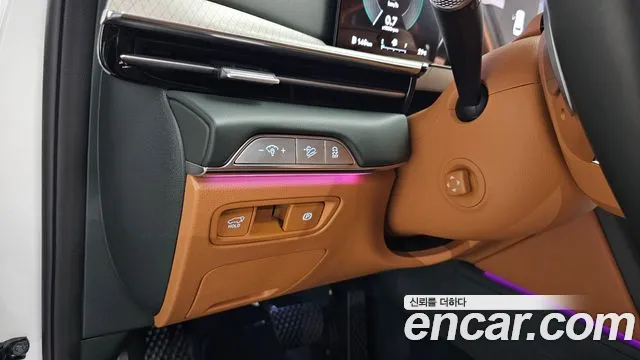 Genesis GV80 — Фото автомобиля 22