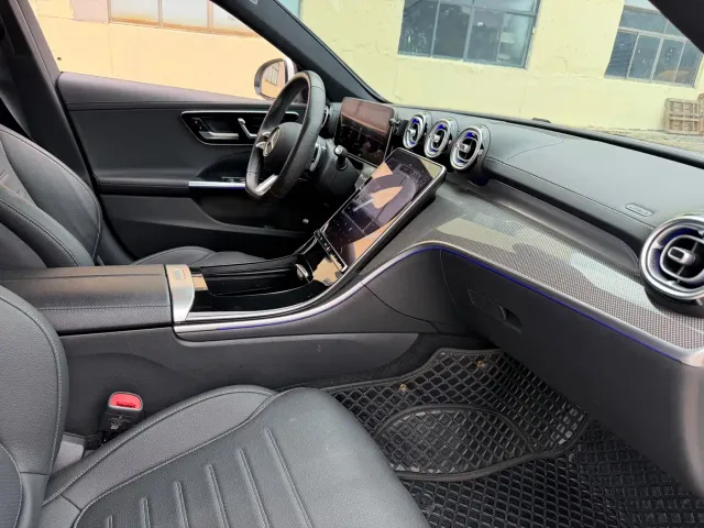 Mercedes-Benz C-Class — Фото автомобиля 10
