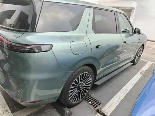 IM Motors LS8 — Фото автомобиля 3