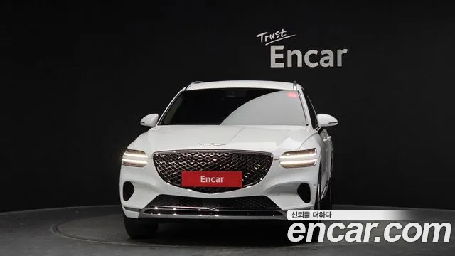 Genesis GV70 2.5T Бензин AWD — Фото автомобиля 3