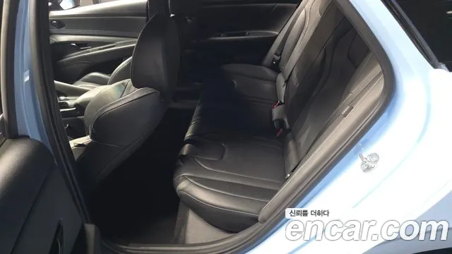 Hyundai AVANTE — Фото автомобиля 11