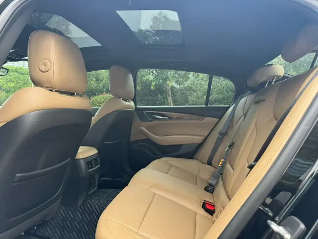 Cadillac CT5 — Фото автомобиля 7