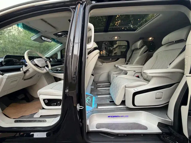 Forthing Xinghai V9 — Фото автомобиля 24