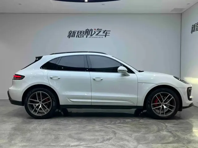 Porsche Macan — Фото автомобиля 4
