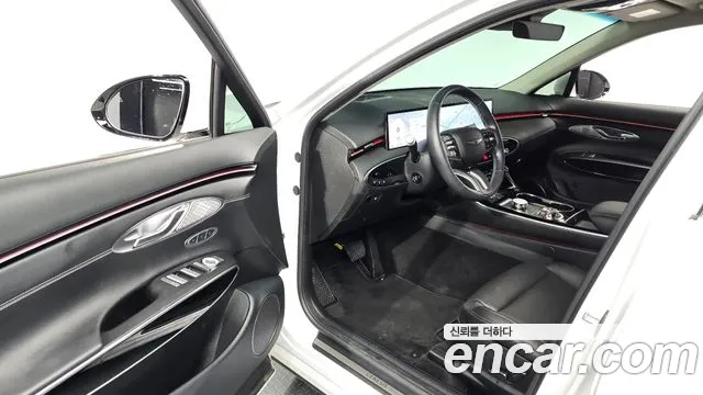 Genesis GV70 2.5T Бензин 2WD — Фото автомобиля 10