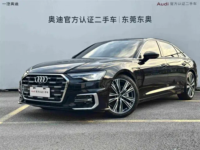 Фотография автомобиля — Audi A6L