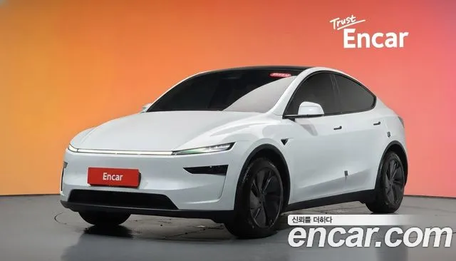 Фотография автомобиля — Tesla Model Y