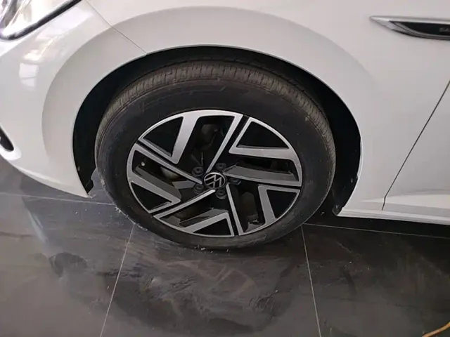 Volkswagen Sagitar — Фото автомобиля 22